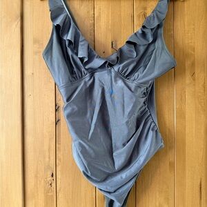 Cupshe Elegant Gray and White Swimsuit